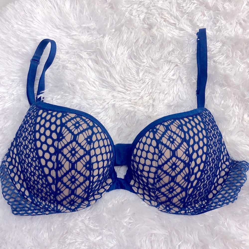 Victoria’s Secret very sexy push up 34B